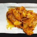 34. Guobao sprøde svinekød med sursød sauce og ris